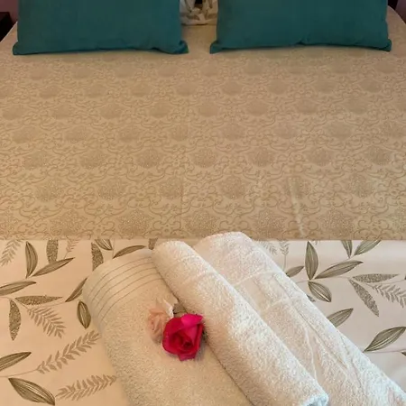 Risa Appartments Guest house Vlore